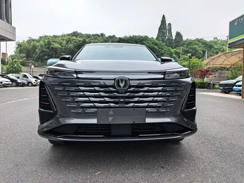 Changan CS75PLUS — фото 8