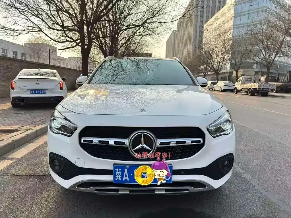 Mercedes-Benz GLA — фото 10