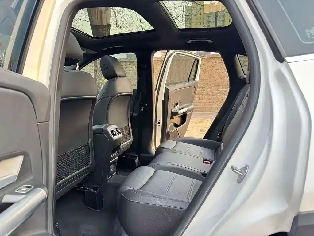 Mercedes-Benz GLA — фото 5
