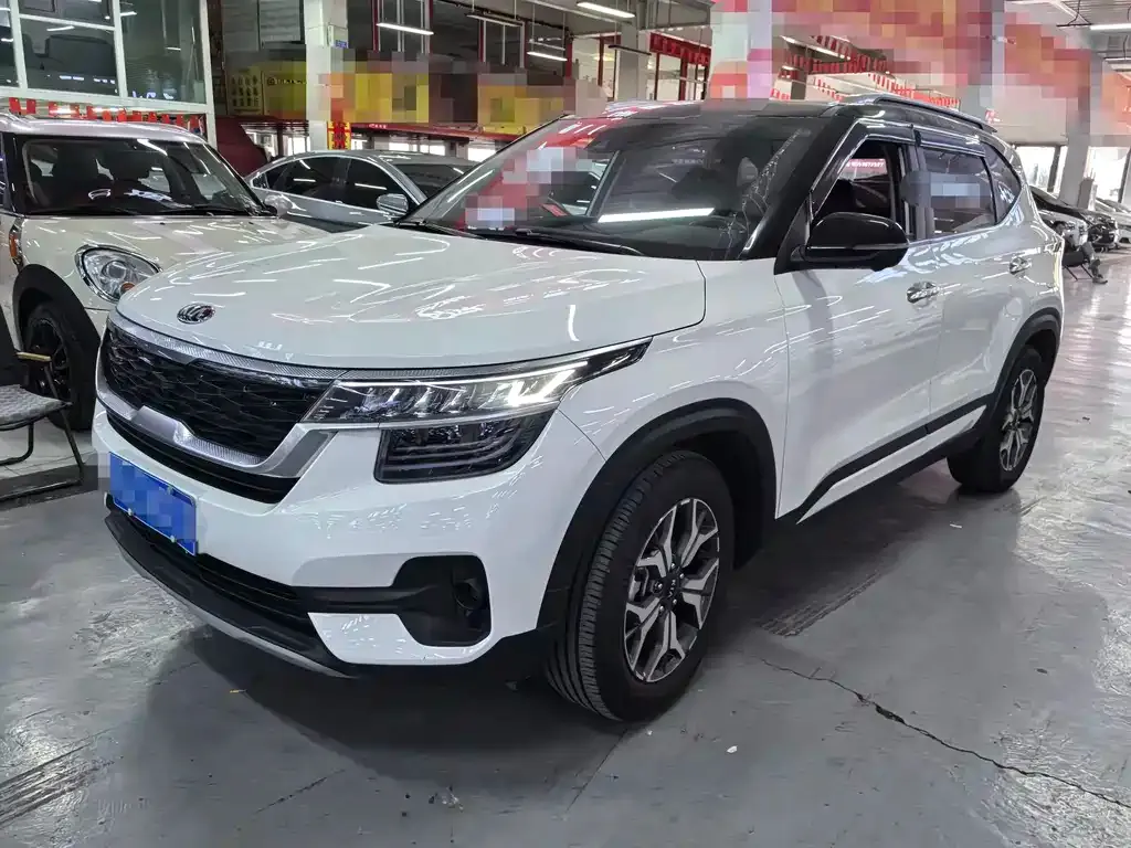 Kia KX3