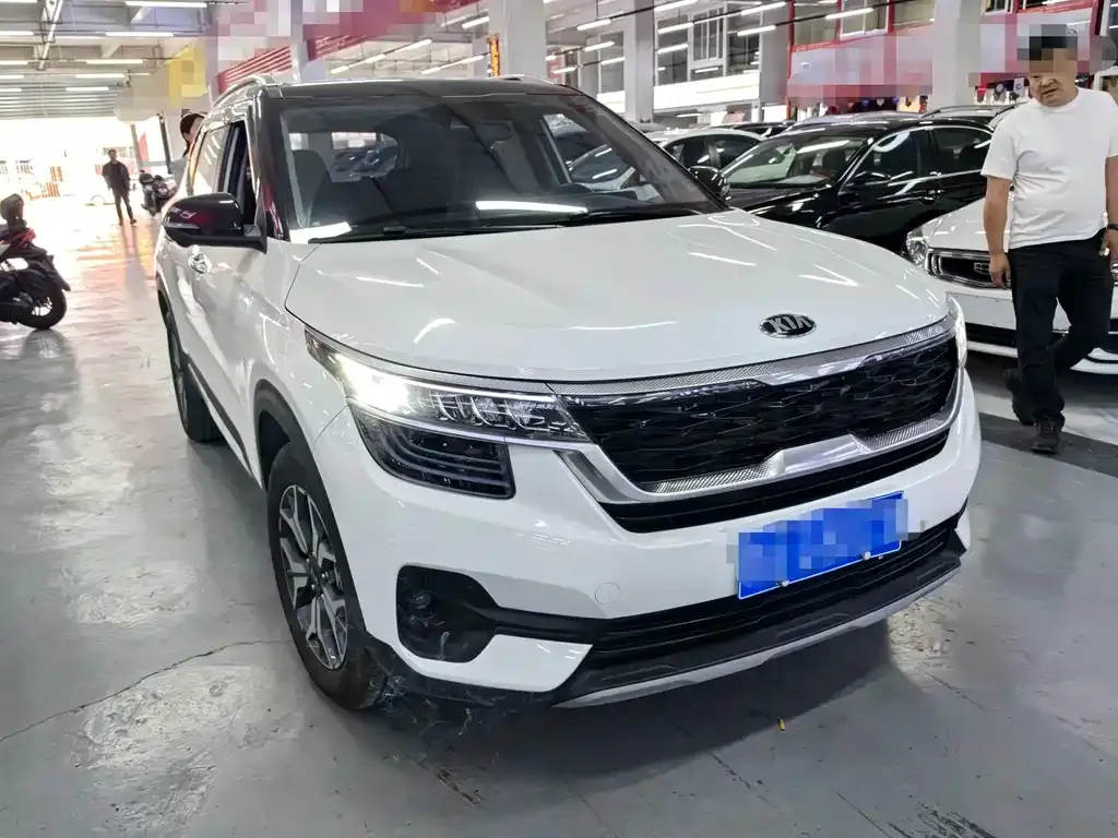 Kia KX3 2021 из CN, фото 9