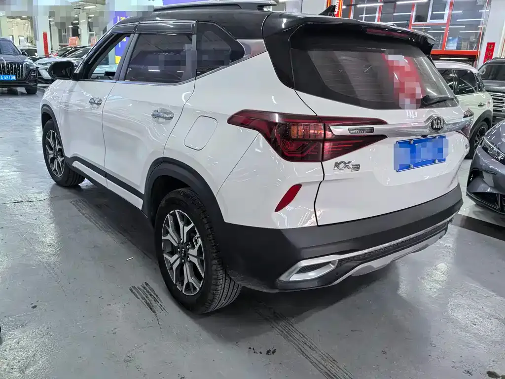 Kia KX3 2021 из CN, фото 4