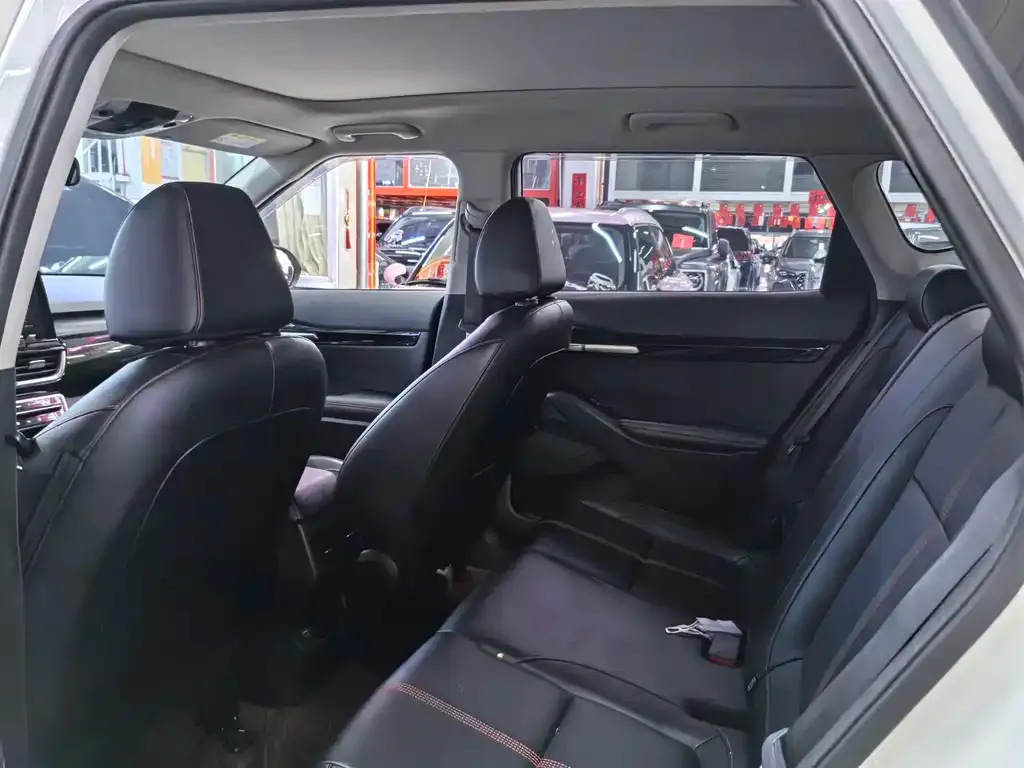 Kia KX3 2021 из CN, фото 8