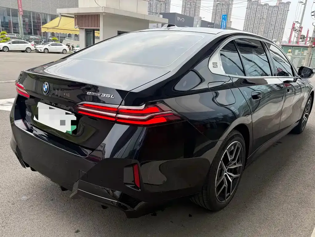 BMW i5 2024 из CN, фото 4