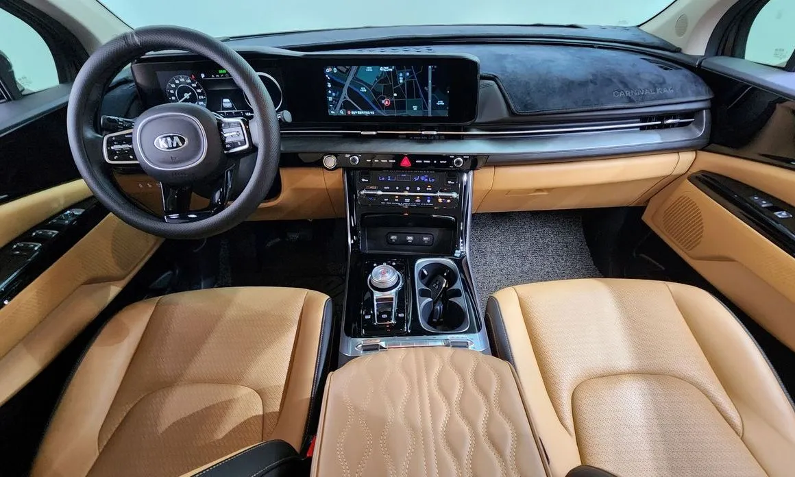 Kia Carnival — фото 10