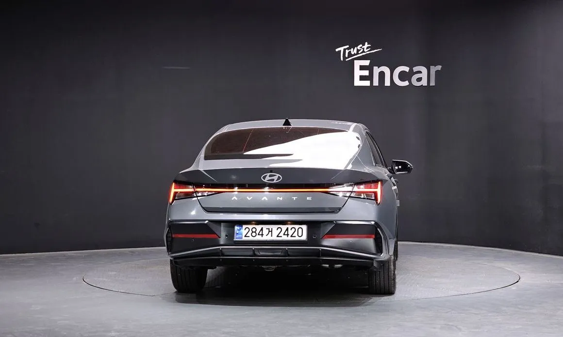 Hyundai AVANTE — фото 2