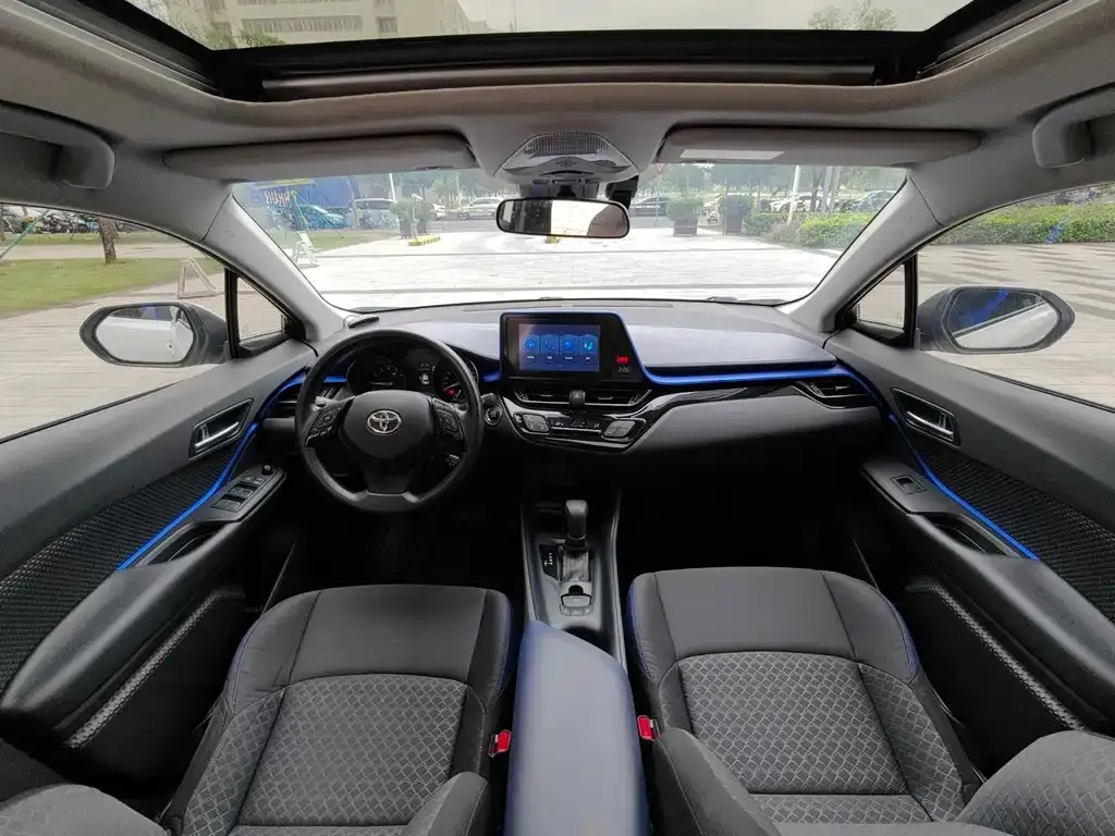 Toyota C-HR 2022 из CN, фото 9