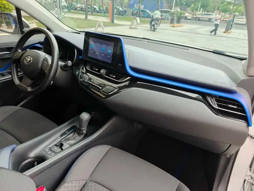 Toyota C-HR 2022 из CN, фото 6