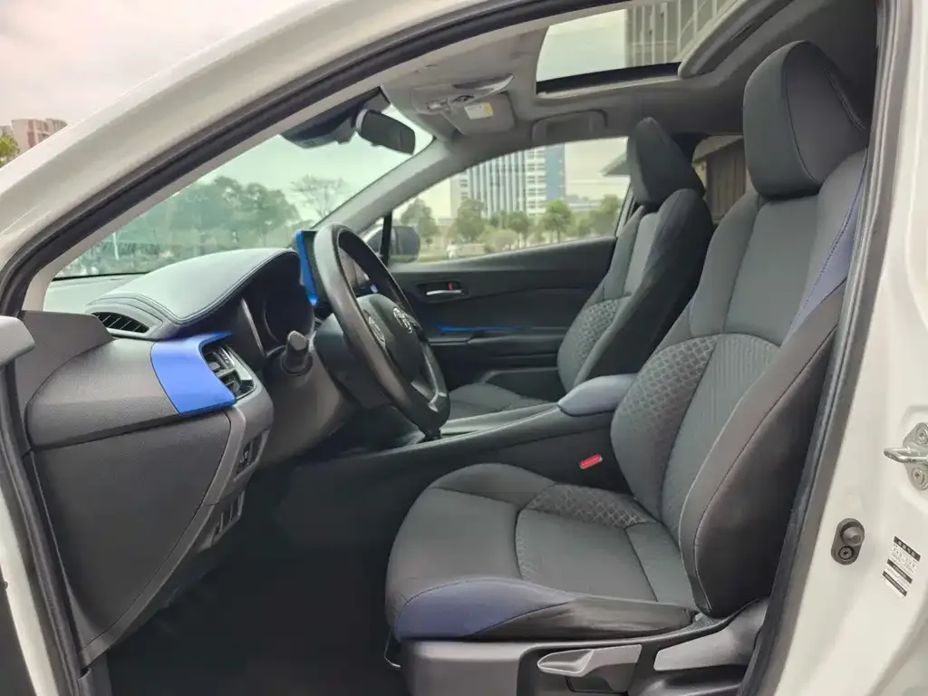 Toyota C-HR 2022 из CN, фото 10