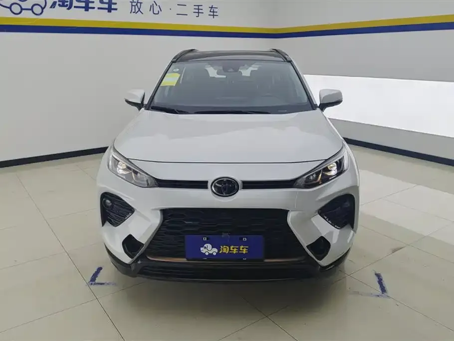 Toyota Wildlander — фото 10