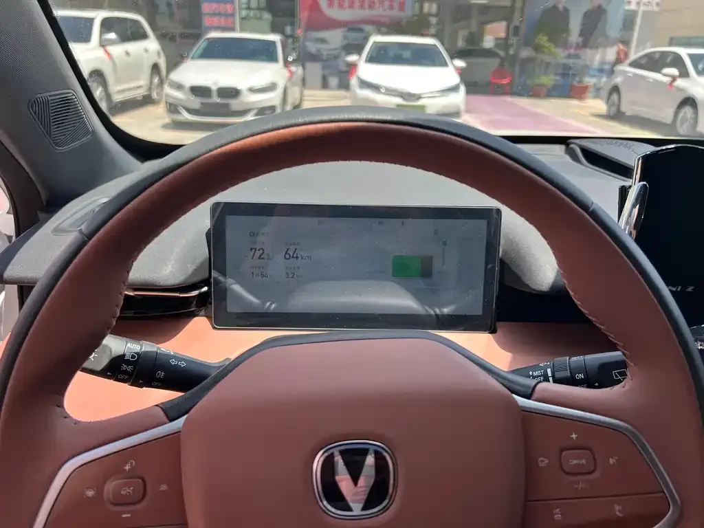 Changan UNI-Z New Energy 2024 из CN, фото 3