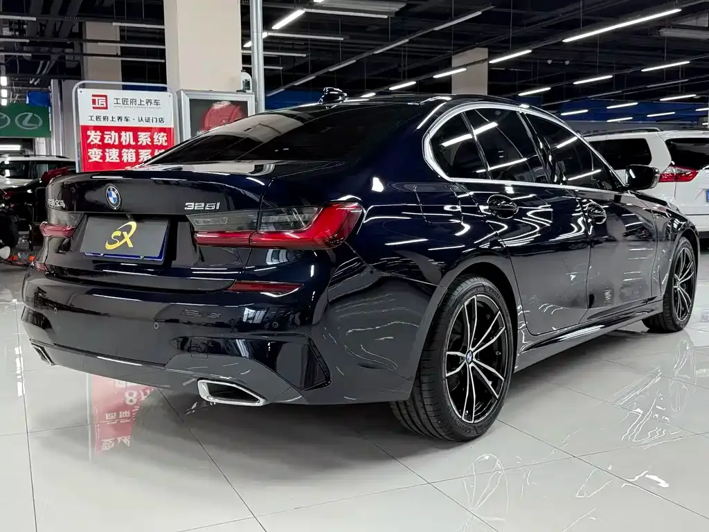 BMW 3 Series 2022 из CN, фото 4