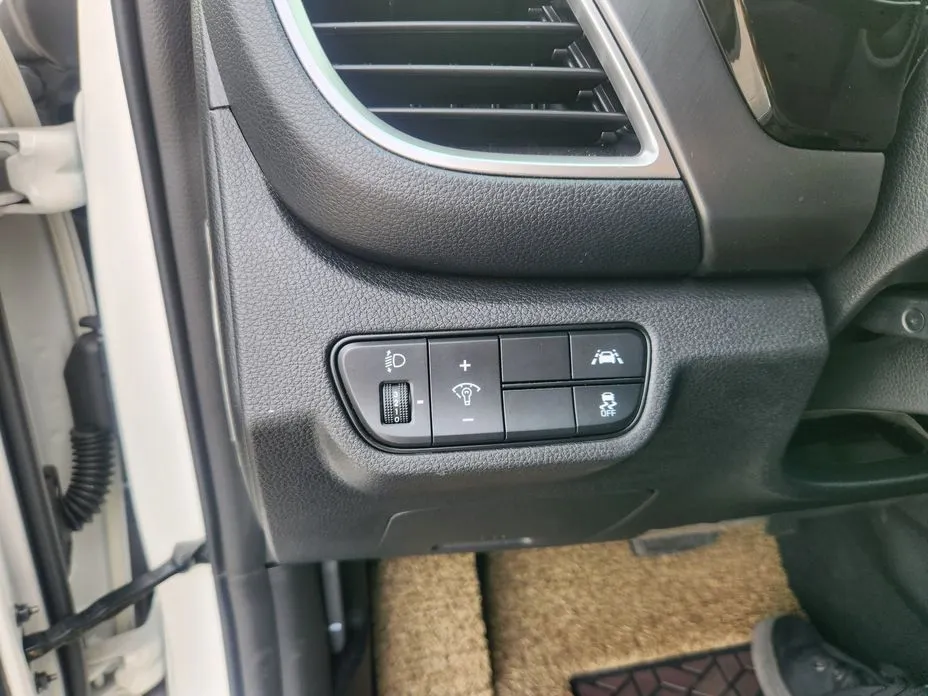 Kia Seltos 2023 из KR, фото 10