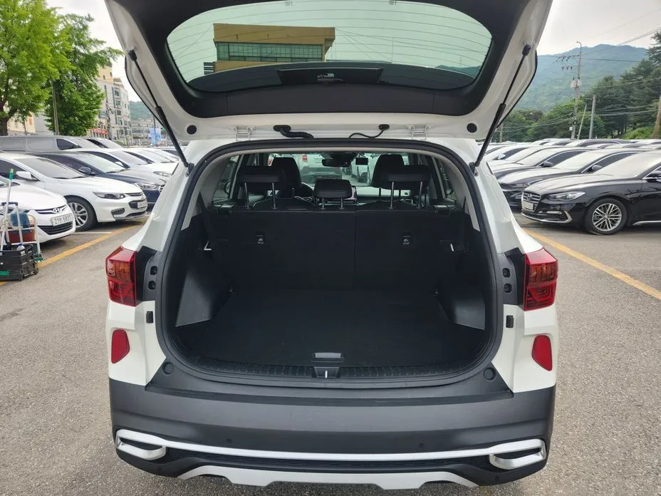 Kia Seltos 2023 из KR, фото 4