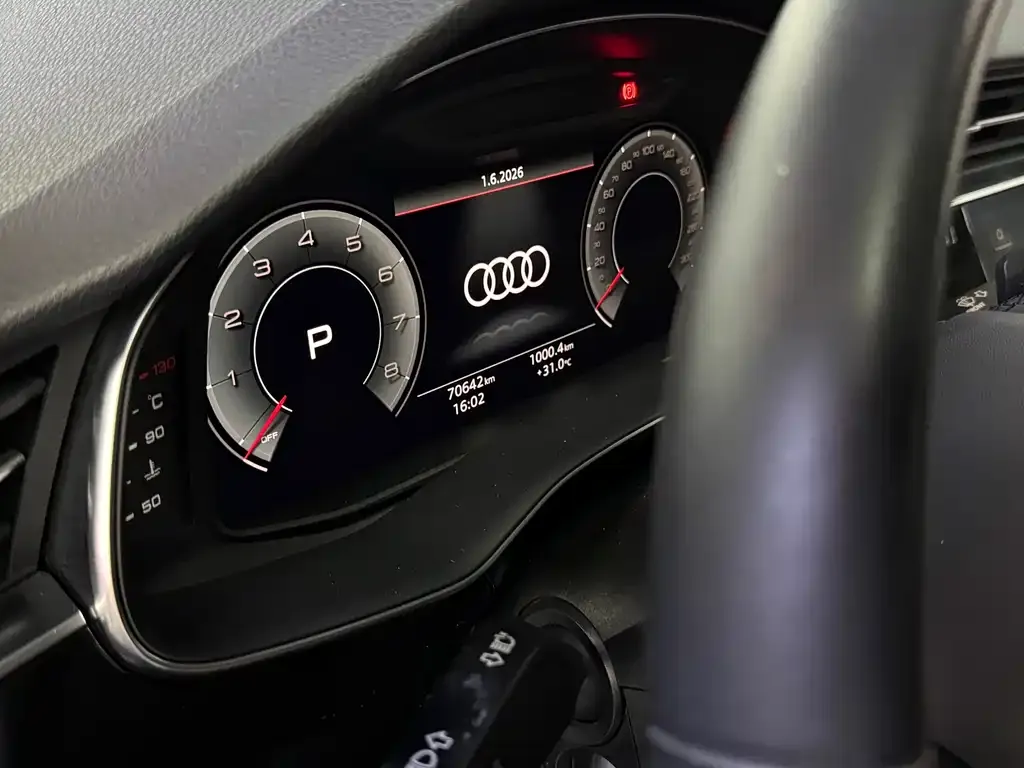 Audi Q7 2021 из CN, фото 5