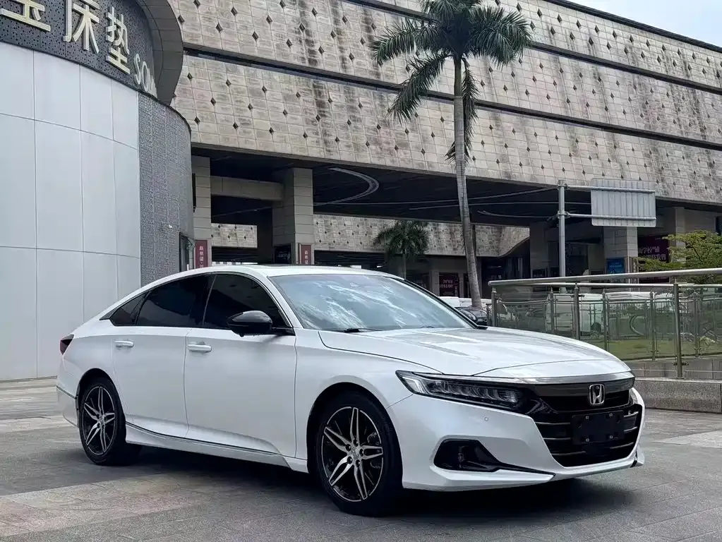 Honda Accord — фото 5