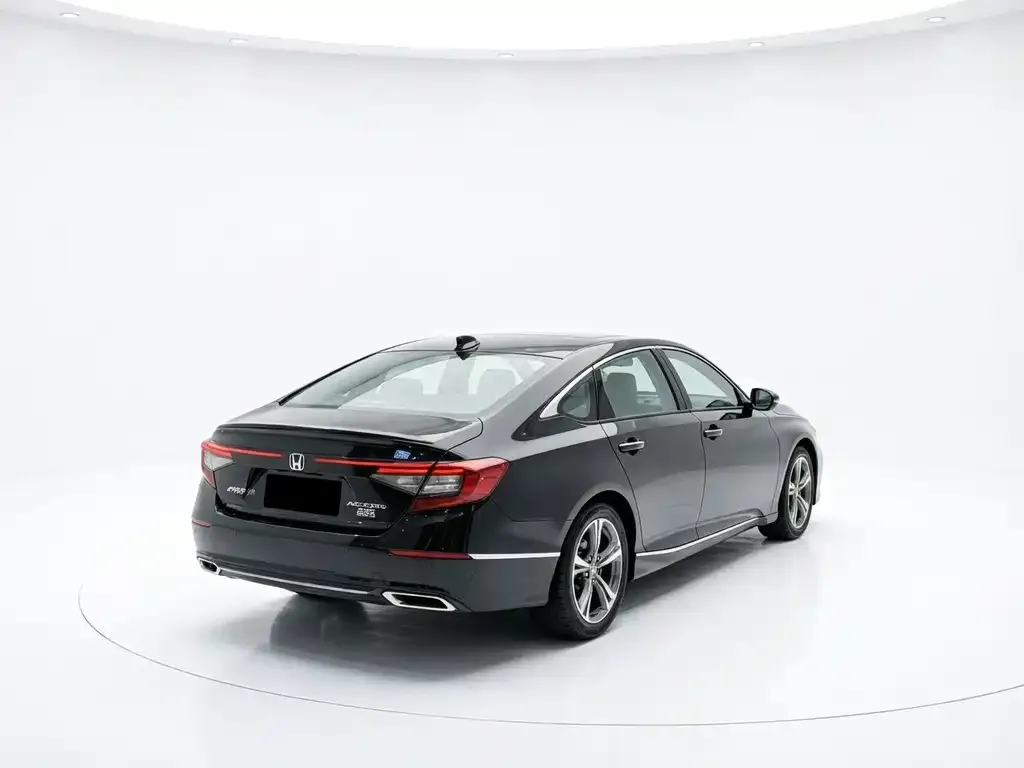Honda Accord — фото 8