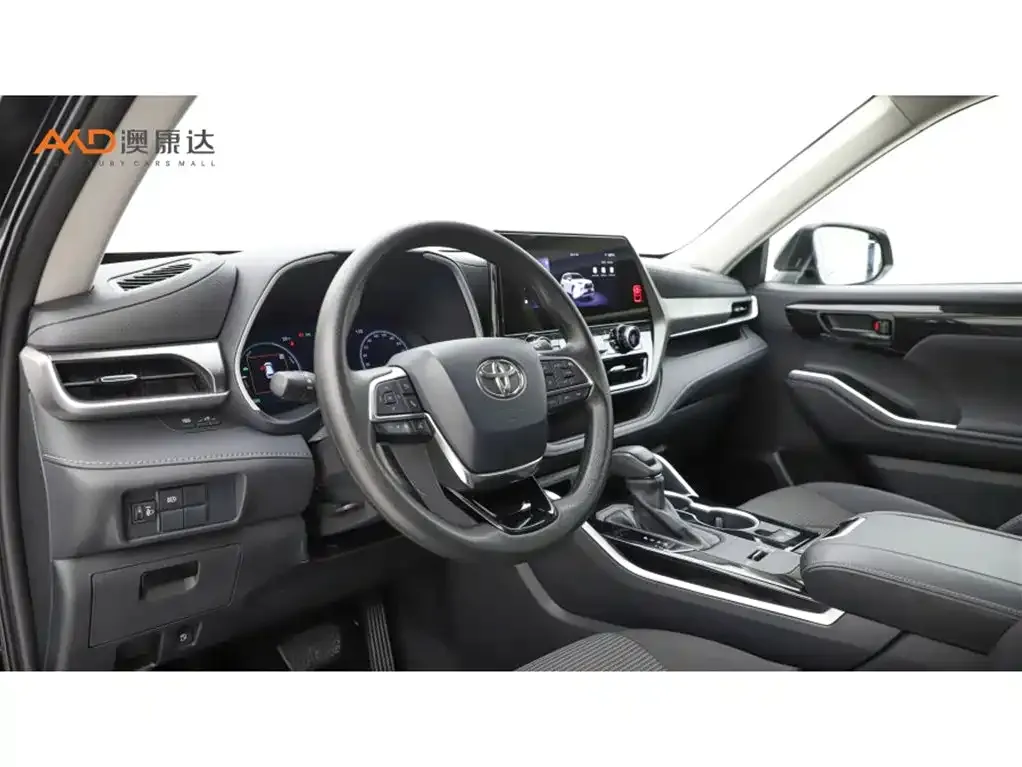 Toyota Highlander — фото 3