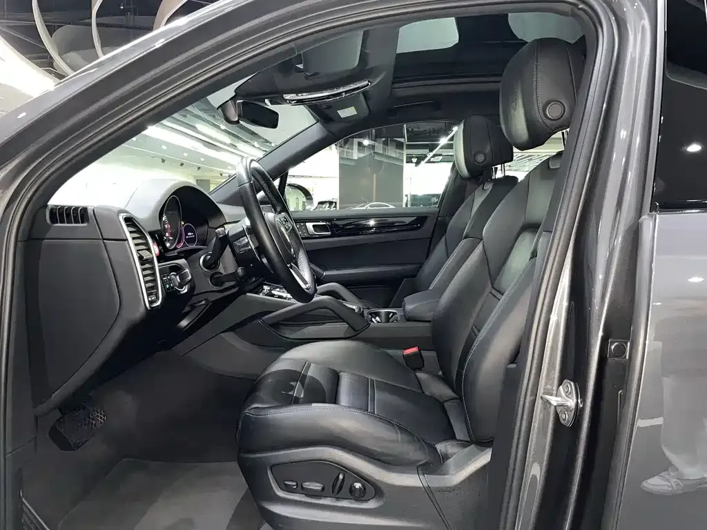 Porsche Cayenne Hybrid — фото 8
