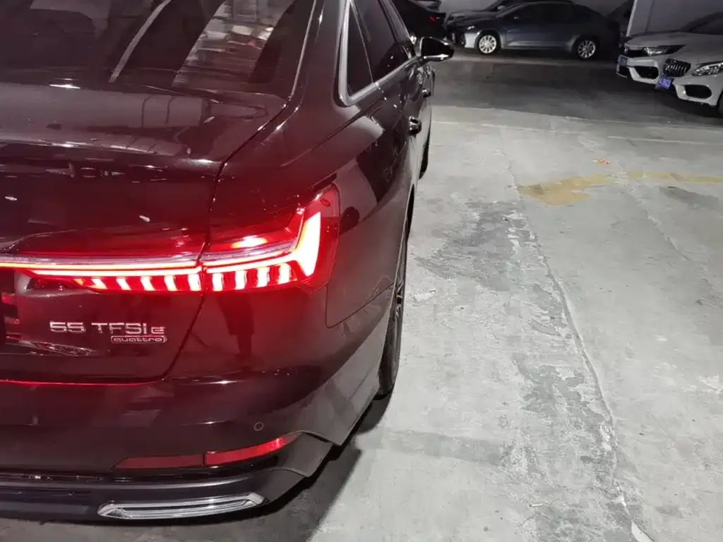 Audi A6L New Energy 2022 из CN, фото 10