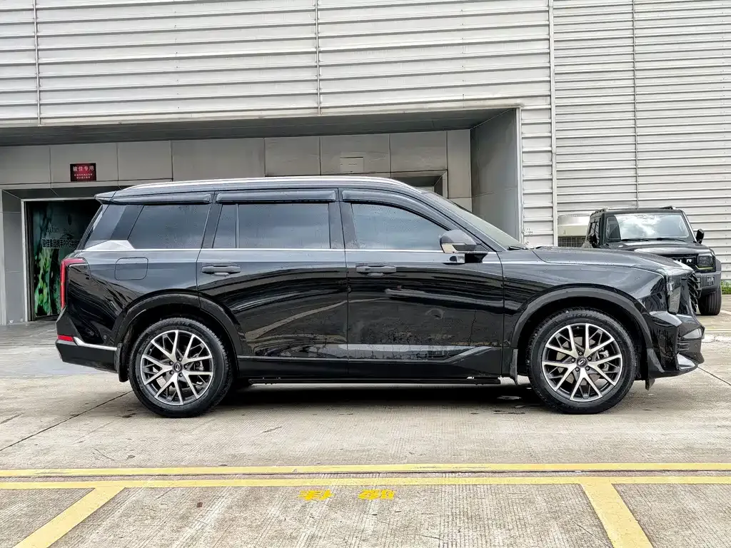 GAC Motor Trumpchi GS8 — фото 4