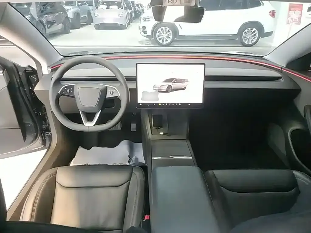 Tesla Model 3 — фото 5