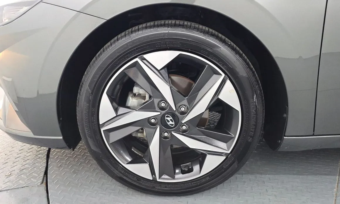 Hyundai AVANTE — фото 6