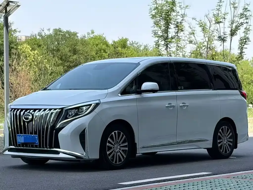 GAC Motor Trumpchi M8 — фото 1
