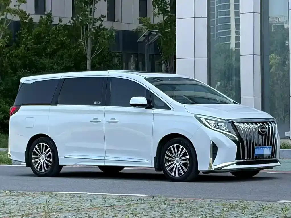 GAC Motor Trumpchi M8 — фото 5
