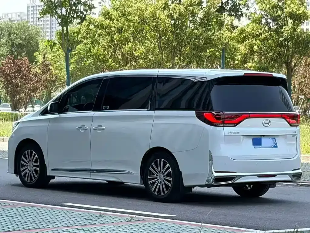 GAC Motor Trumpchi M8 — фото 10