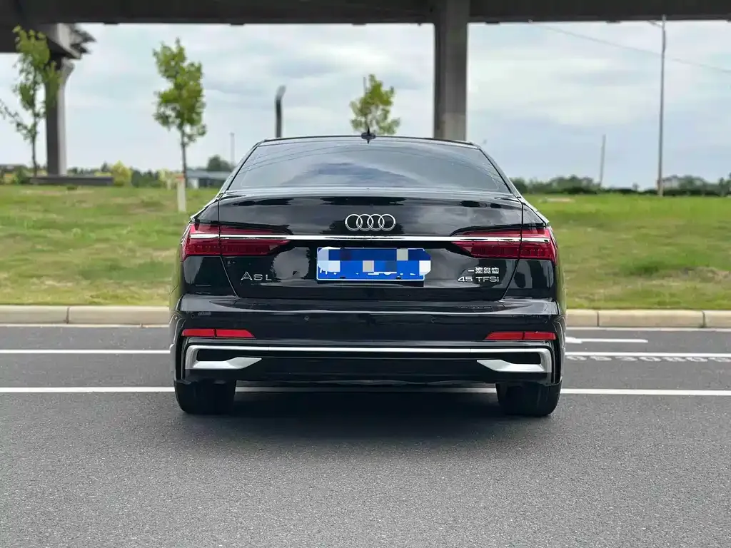 Audi A6L 2021 из CN, фото 6