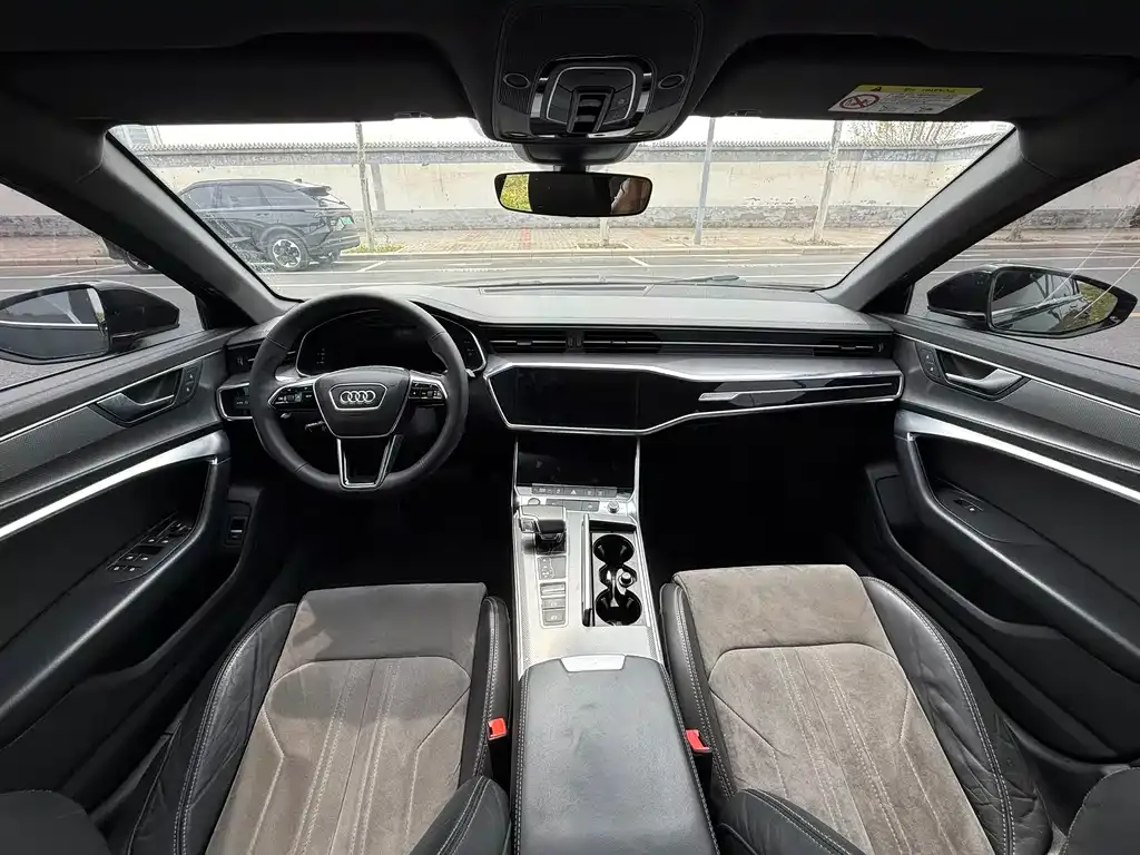 Audi A6L 2021 из CN, фото 2