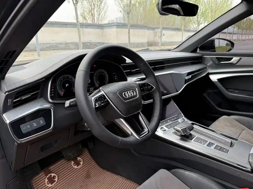 Audi A6L 2021 из CN, фото 7