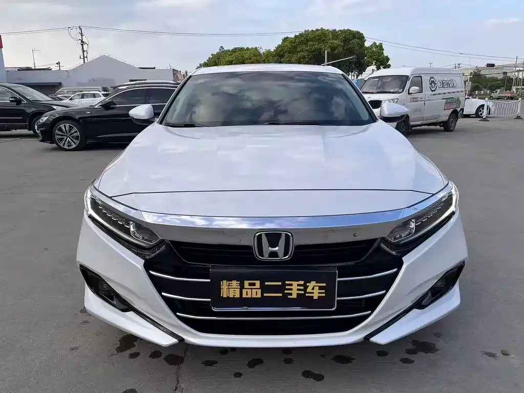 Honda Accord — фото 3