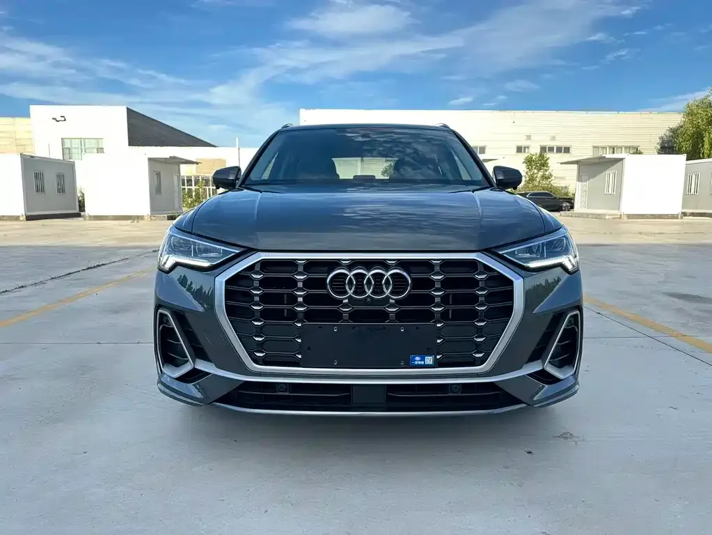 Audi Q3 — фото 3