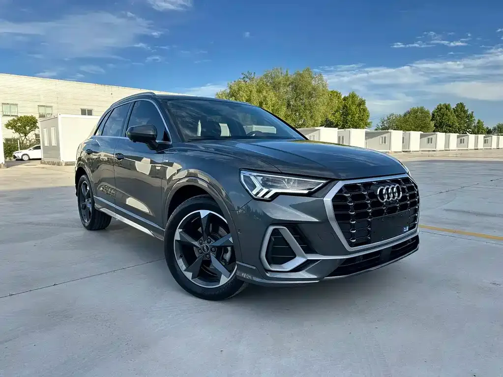 Audi Q3 — фото 6