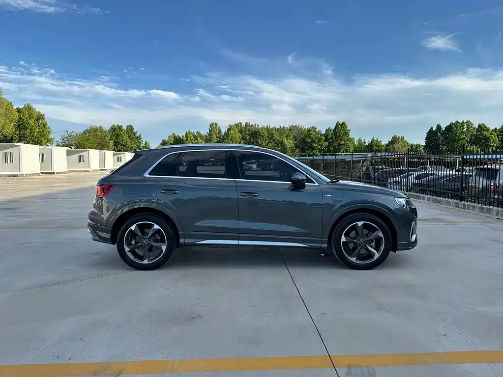 Audi Q3 — фото 4