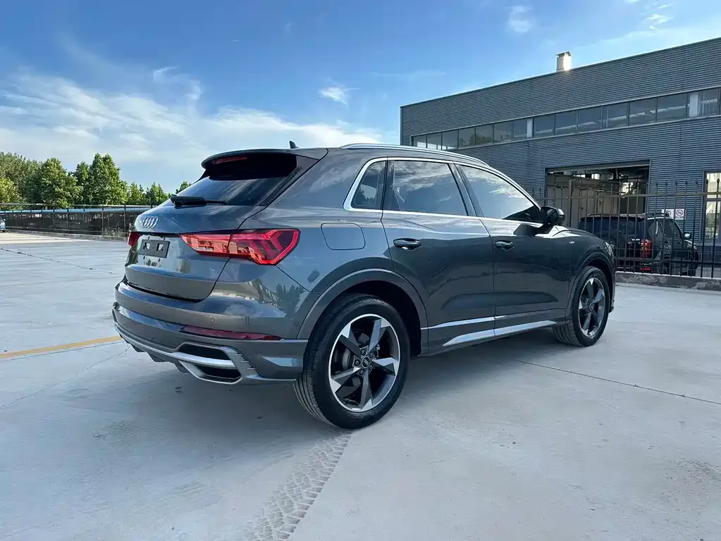 Audi Q3 — фото 2
