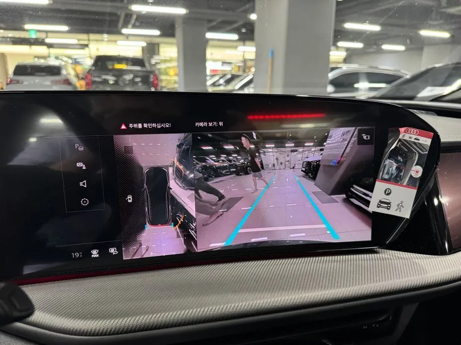 Audi Q5 2025 из KR, фото 10