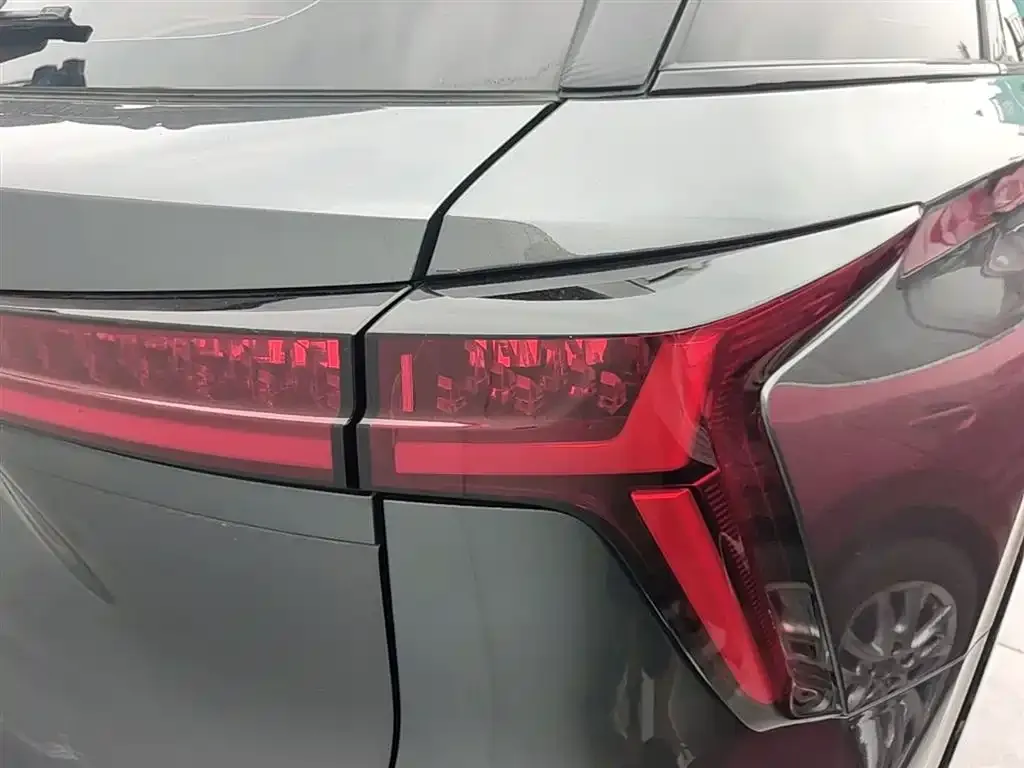 Changan CS75PLUS 2024 из CN, фото 2