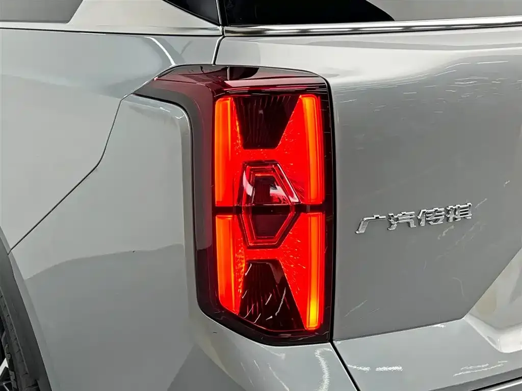 GAC Motor Trumpchi GS8 — фото 9