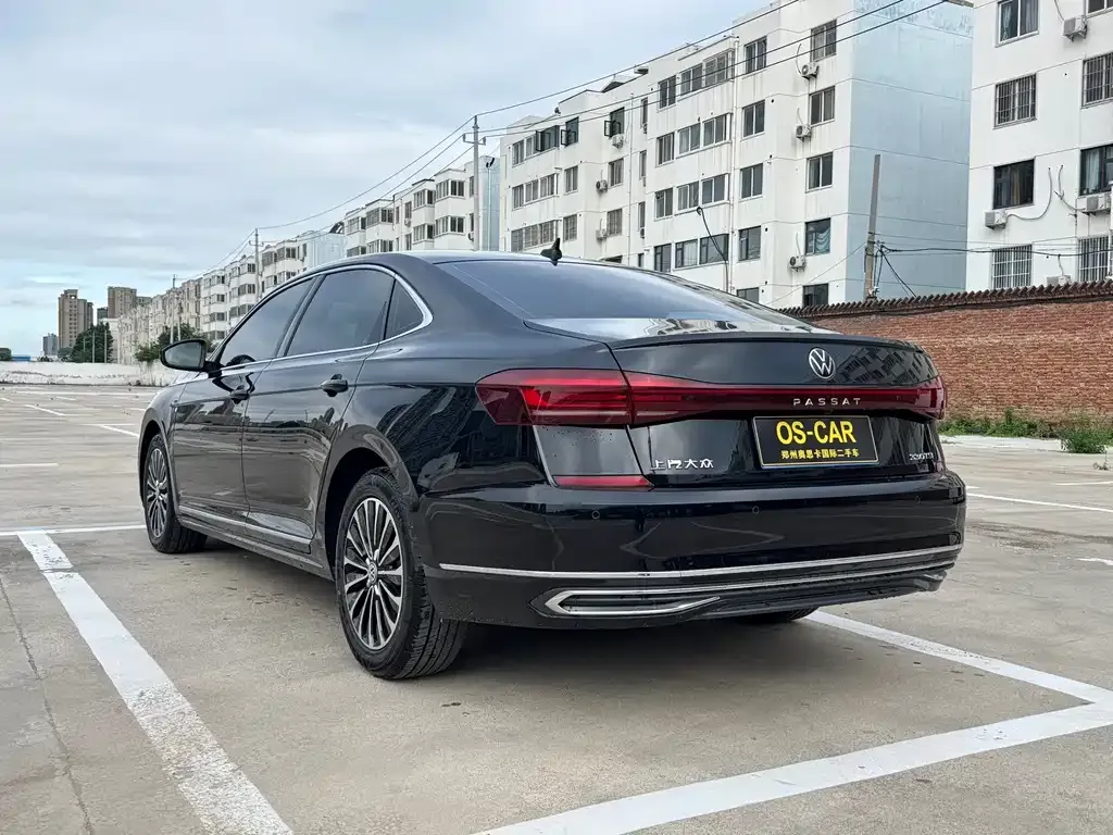 Volkswagen Passat — фото 2