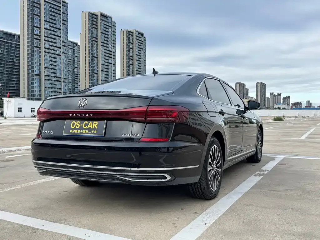 Volkswagen Passat — фото 4