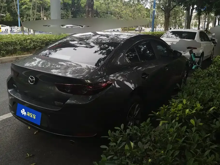 Mazda 3 Axela 2022 из CN, фото 4