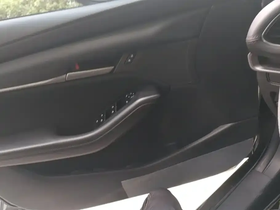 Mazda 3 Axela 2022 из CN, фото 5