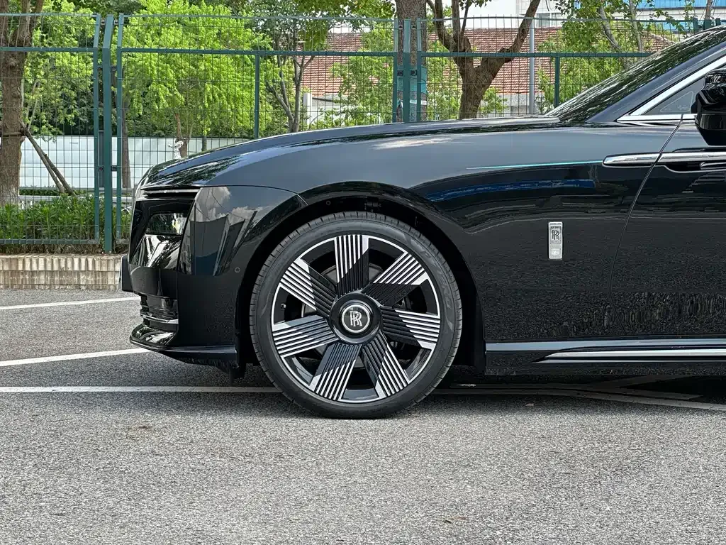 Rolls-Royce Phantom 2024 из CN, фото 6