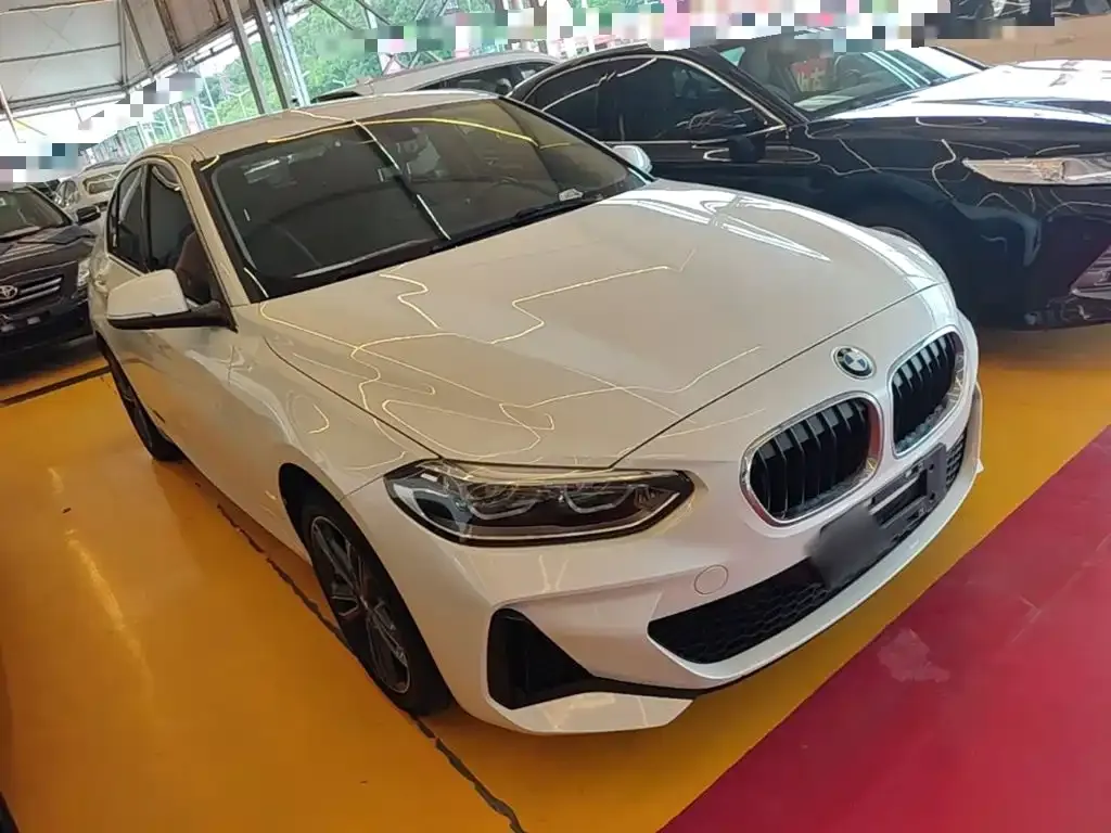 BMW 1 Series 2022 из CN, фото 3