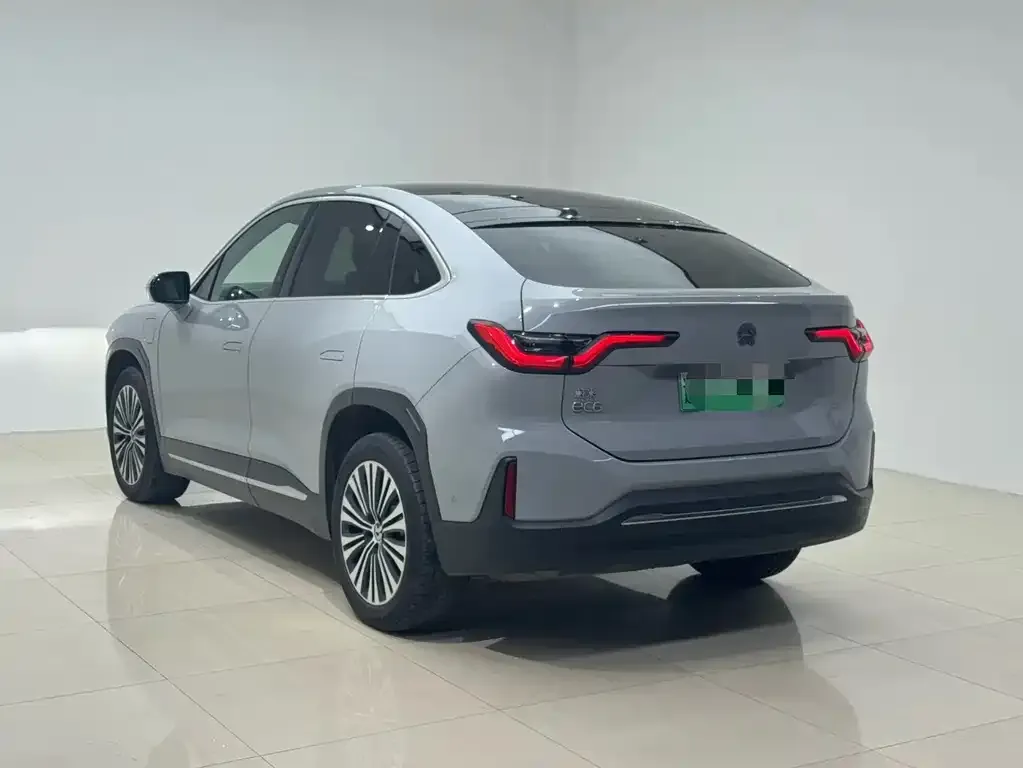 NIO EC6 — фото 10
