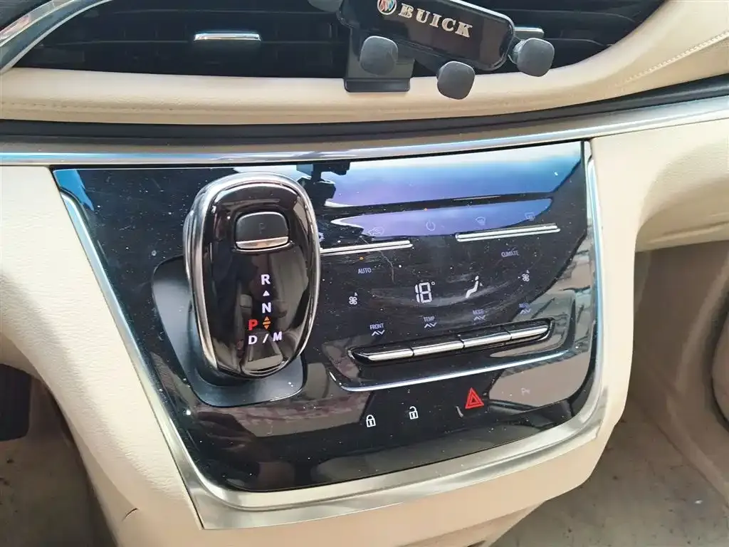 Buick GL8 2024 из CN, фото 6