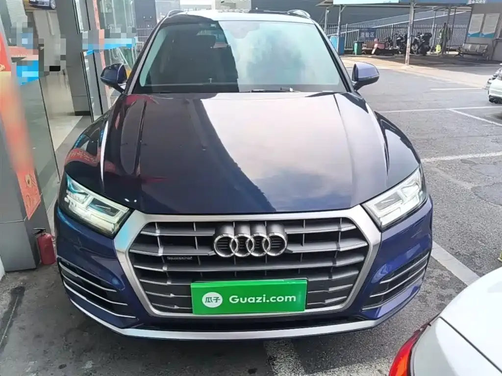 Audi Q5L 2021 из CN, фото 2